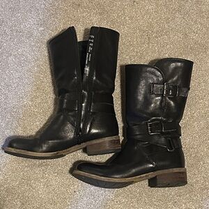 Clark’s Volara Melody Black Leather Buckle Boots